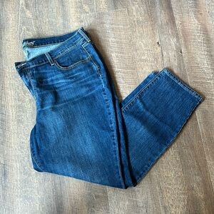 Old Navy the “sweetheart” Jean - size 18 short EUC